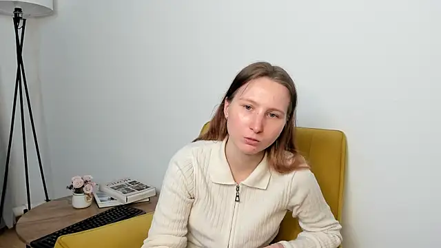 RenettaKrissie online show from 9, 4, 2026