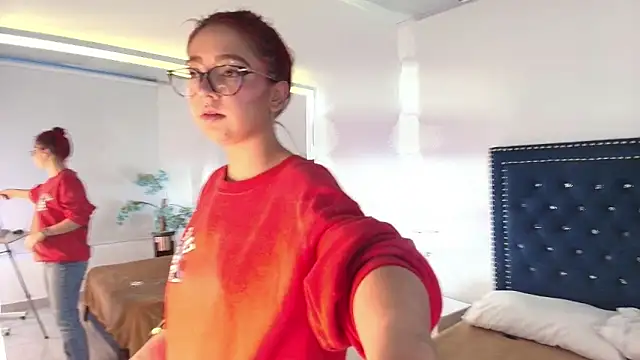 Amelie adams online show from 24, 5, 2026