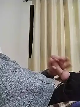 Snapshot of Bruno13travieso chatting on 29, 7, 2026 Bruno13travieso online show from 29, 7, 2026