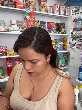 MIA ROSSEEE online show from 22, 4, 2026