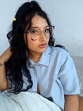 Maddy Kay online show from 21, 4, 2026