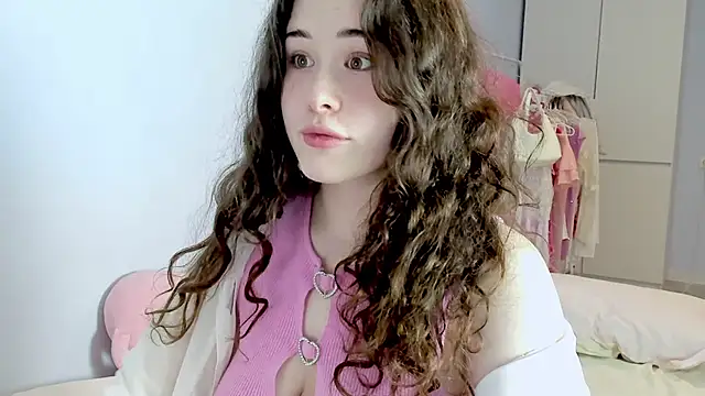 ChloeBlisss online show from 27, 5, 2026