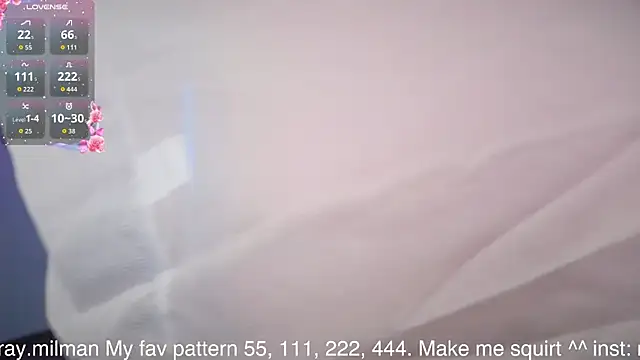 Snapshot of AliceMilr chatting on 12, 4, 2026 AliceMilr online show from 12, 4, 2026