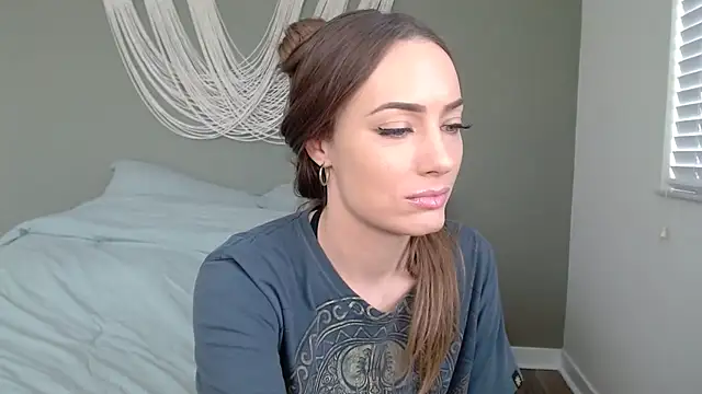 sireneyesonly online show from 24, 4, 2026