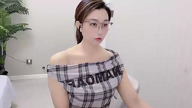 Yunxi- online show from 15, 6, 2026