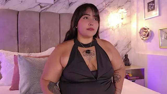 TinaCurv Pv online show from 10, 4, 2026