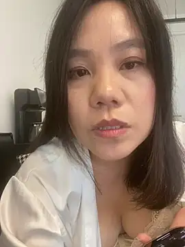 Feifei123521 online show from 11, 4, 2026