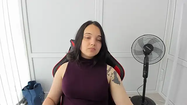 Caroline cutte online show from 16, 6, 2026