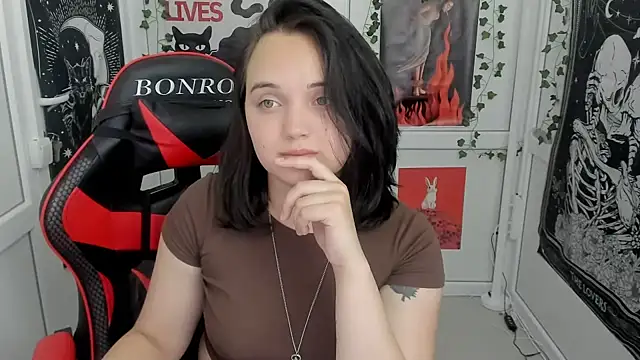 Caroline cutte online show from 20, 7, 2026