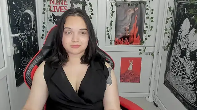 Caroline cutte online show from 3, 8, 2026