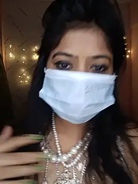 Snapshot of dearmona00 chatting on 24, 7, 2026 dearmona00 online show from 24, 7, 2026