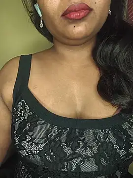 Snapshot of ur_love_kannada1 chatting on 4, 8, 2026 ur love kannada1 online show from 4, 8, 2026