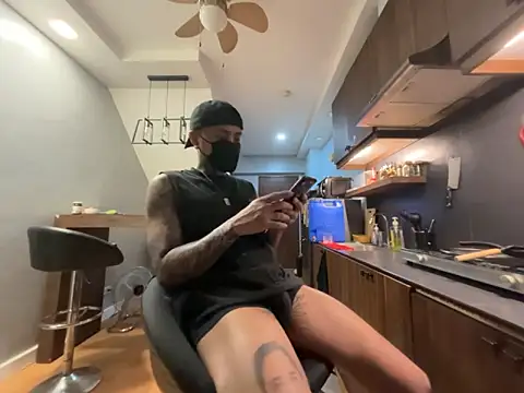 tattoo hottie online show from 20, 4, 2026