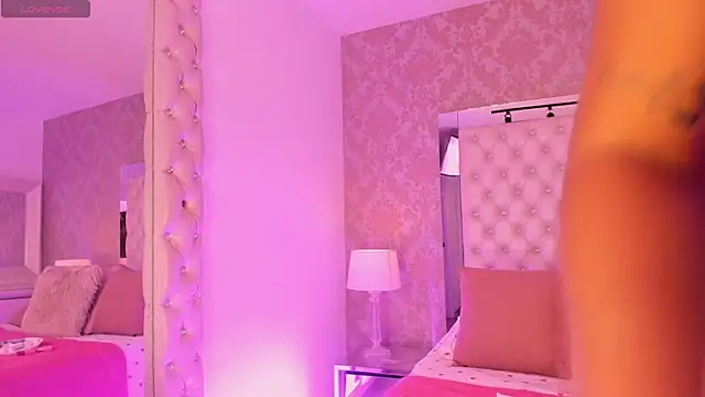 NatashaMilley online show from 16, 4, 2026