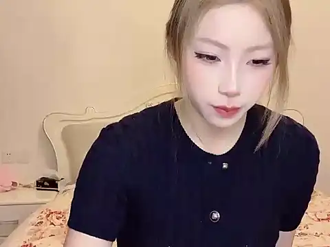 xiaoxiao-21 online show from 20, 4, 2026