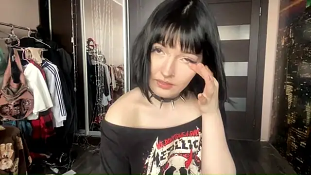 virusDoll online show from 6, 5, 2026