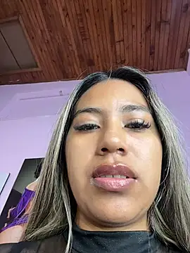 Kimmiebellarie online show from 10, 7, 2026