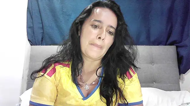 Estefany-magic online show from 4, 7, 2026