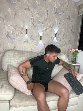 AARON SKYLON online show from 24, 4, 2026