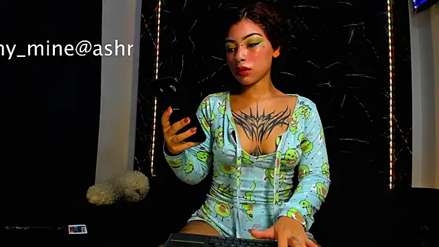 Ashnikko    online show from 19, 6, 2026