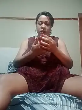 BUSTYQUEEN56  online show from 11, 6, 2026
