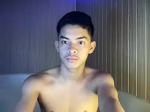 yourhotasian jhonpol16 online show from 30, 4, 2026