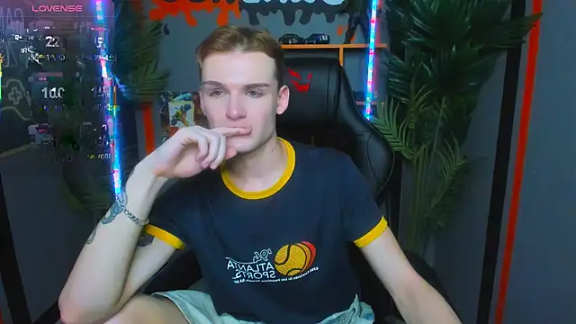 Kai Fowler online show from 9, 5, 2026