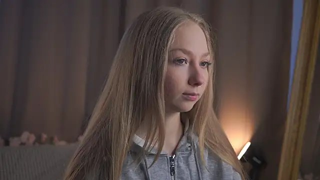 AlleneRhyner online show from 20, 4, 2026