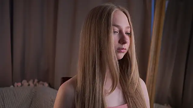 AlleneRhyner online show from 25, 4, 2026