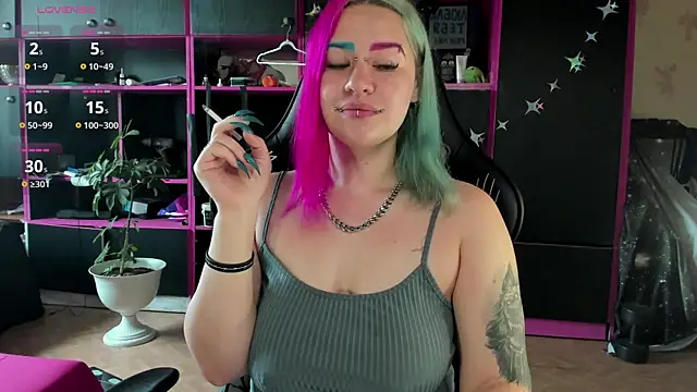 Neon Baddie online show from 30, 7, 2026