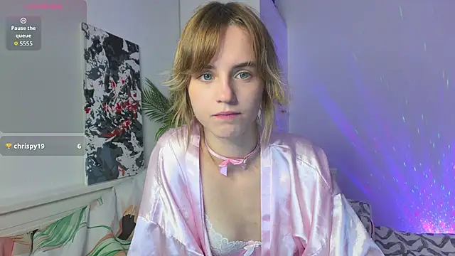Snapshot of Tessa_Shy_ chatting on 15, 7, 2026 Tessa Shy online show from 15, 7, 2026