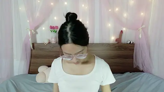 shy pink doll online show from 22, 7, 2026