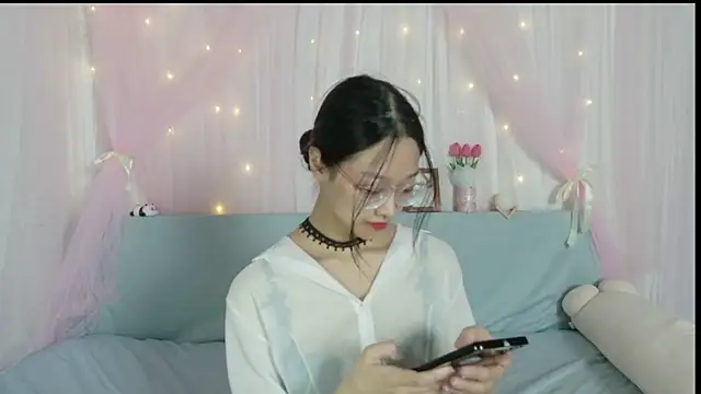 shy pink doll online show from 31, 7, 2026