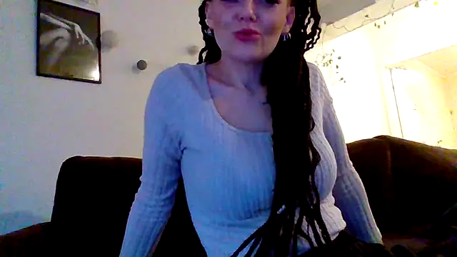 shyhornymommy online show from 21, 4, 2026