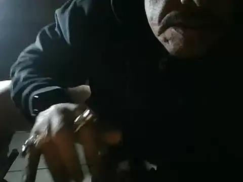 Snapshot of Oskr2024XXX chatting on 12, 1, 2025 Oskr2024XXX online show from 12, 1, 2025