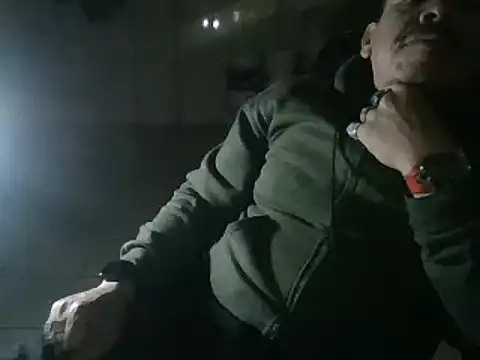 Snapshot of Oskr2024XXX chatting on 22, 1, 2025 Oskr2024XXX online show from 22, 1, 2025