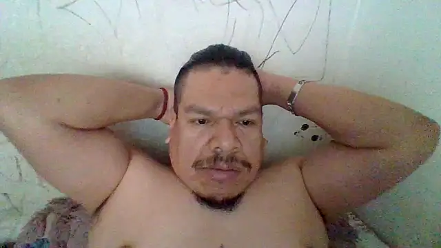 Snapshot of Oskr2024XXX chatting on 26, 10, 2025 Oskr2024XXX online show from 26, 10, 2025