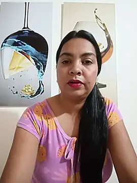 Silvana2927 online show from 25, 6, 2026