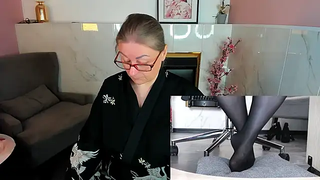 Alexandra Kind online show from 16, 6, 2026