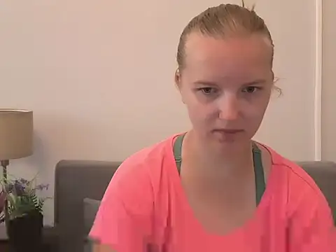 Snapshot of RoseTeacherX chatting on 24, 6, 2026 RoseTeacherX online show from 24, 6, 2026
