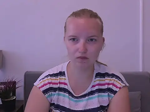 Snapshot of RoseTeacherX chatting on 30, 6, 2026 RoseTeacherX online show from 30, 6, 2026
