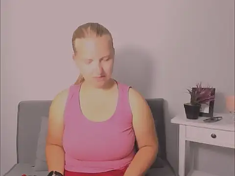 Snapshot of RoseTeacherX chatting on 27, 7, 2026 RoseTeacherX online show from 27, 7, 2026