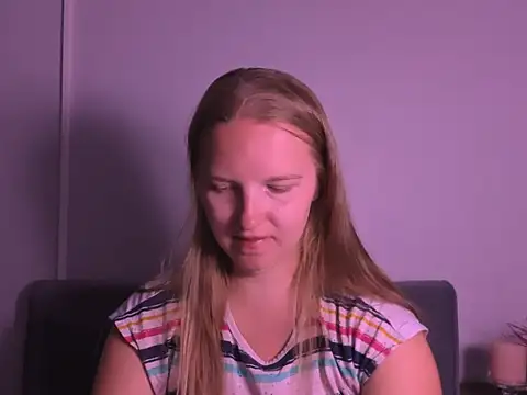 Snapshot of RoseTeacherX chatting on 29, 7, 2026 RoseTeacherX online show from 29, 7, 2026