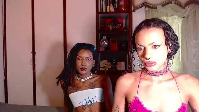 Snapshot of ZorraRojaa chatting on 29, 7, 2026 ZorraRojaa online show from 29, 7, 2026