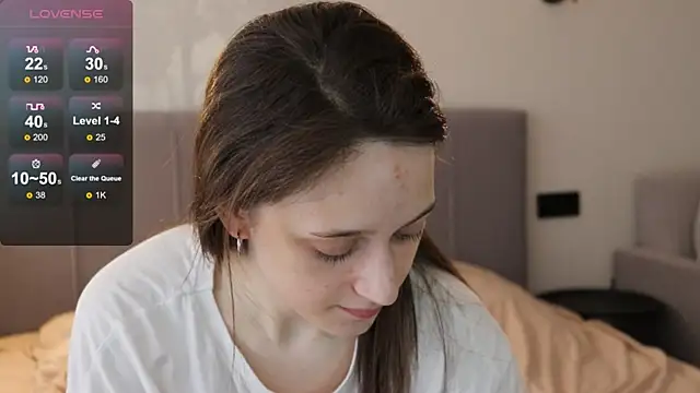 ellyellow online show from 18, 4, 2026