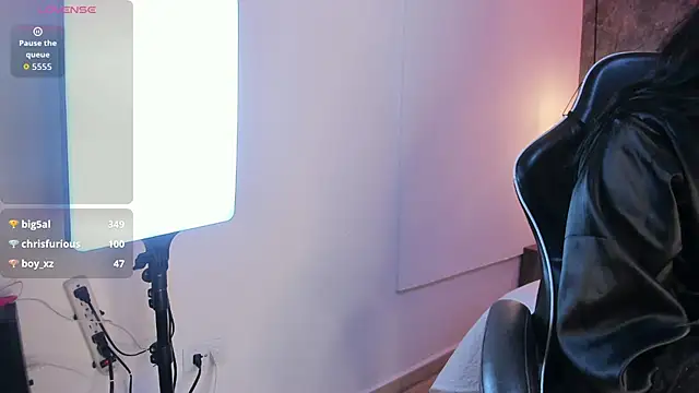 Amiee Kovva online show from 19, 4, 2026