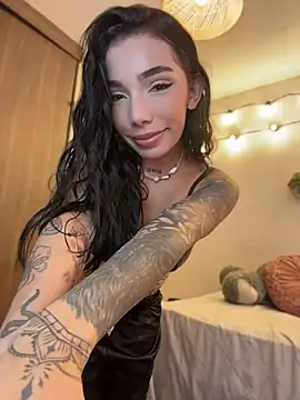 Snapshot of milasantana_ chatting on 3, 8, 2026 milasantana online show from 3, 8, 2026