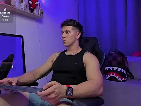 ASHTON HILS online show from 14, 7, 2026