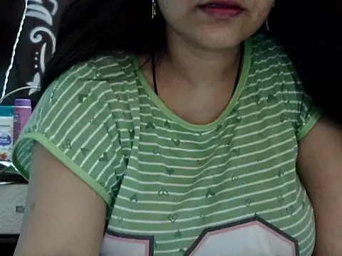 Snapshot of Sexy_Mahekk chatting on 19, 5, 2026 Sexy Mahekk online show from 19, 5, 2026