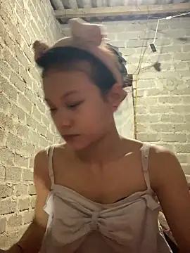 Elysa-x online show from 18, 4, 2026